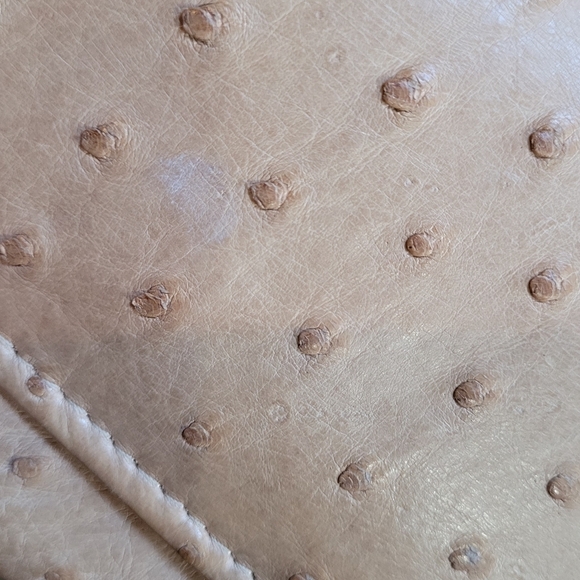 Ostrich Leather Women's Tri-Fold Wallet - Picture 11 of 11